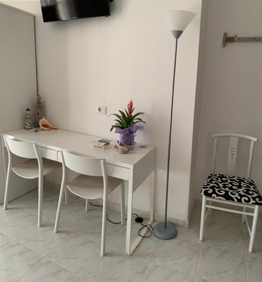 B&B Bentu De Mari Villasimius Buitenkant foto